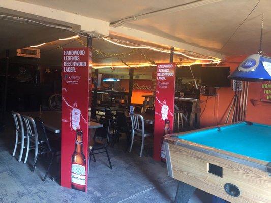 Reina's Cantina Sports Bar