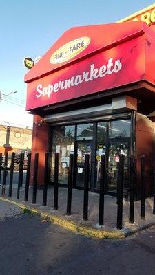 Fine Fare Supermarket