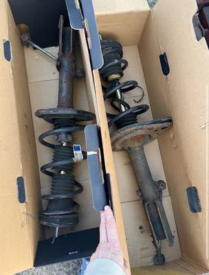 **In these photos you can clearly see these struts were already failing& visibly corroded.**