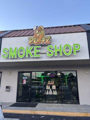 puffz smoke shop entrance