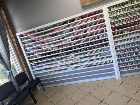 L A Nails Spa