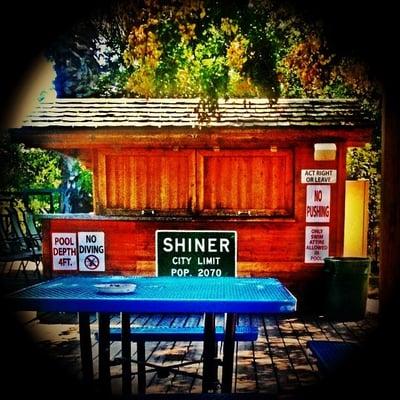 Fiddlestrings Bar & Patio