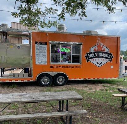The best darn BBQ in Lufkin!