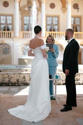 We love working in luxurious locations that highlight the beauty and uniqueness of each moment, creating truly unforgettable images.