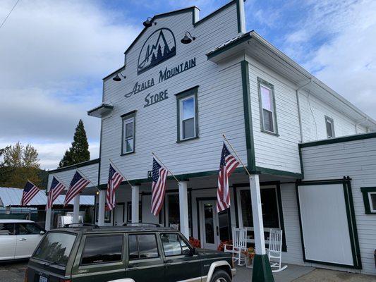 Azalea Mountain Store