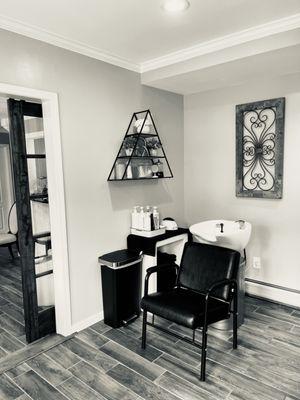 Cassandra’s Hair Studio