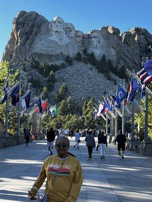 I'm at Mt Rushmore