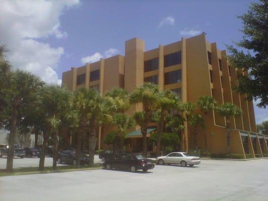 Clark & Washington: 101 South Wymore Road, Altamonte Springs, FL 32714