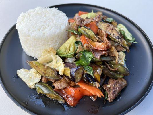 Special eggplant basil stirfry with beef