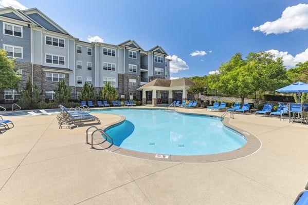 The Summit at Nashville West Apartments