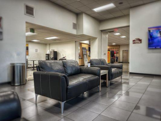 Tuttle Click Dodge Jeep Chrysler