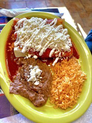 Beef enchiladas with red sauce