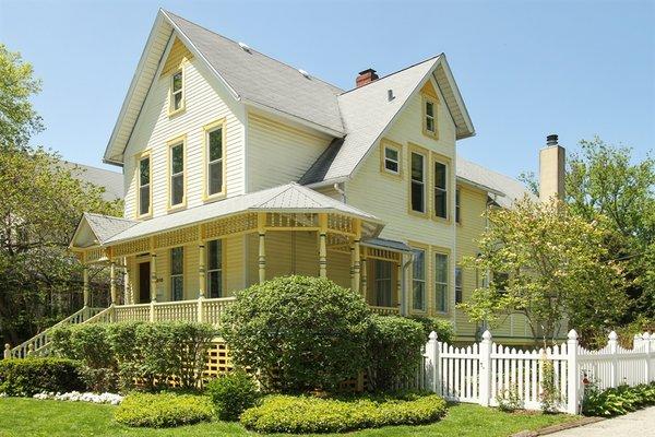 Mary Carlin - Baird & Warner Real Estate