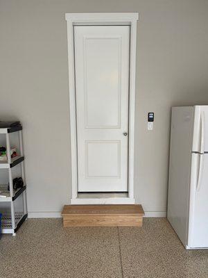 We also offer custom hardwood steps to replace the often inferior and unflattering steps supplied by the homebuilder.