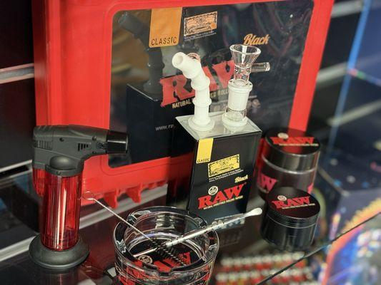 Raw pipe set