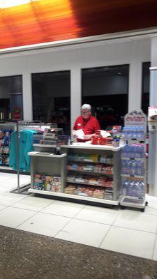 This guy tried to scam us tonight. He charged more than the price and refuse to void the transaction. I have to call Amex now.