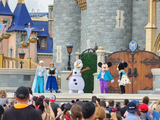 Mickey's Royal Friendship Faire