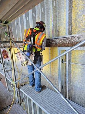 legendary builders & construction