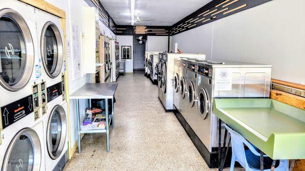 Fast Lane Laundromat