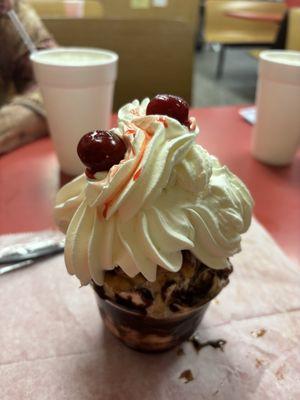 Checkers Grill & Grocery