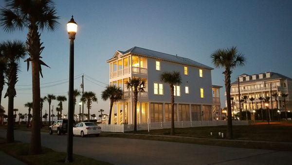 Galveston Luxury Vacation Rentals- SeaGlass