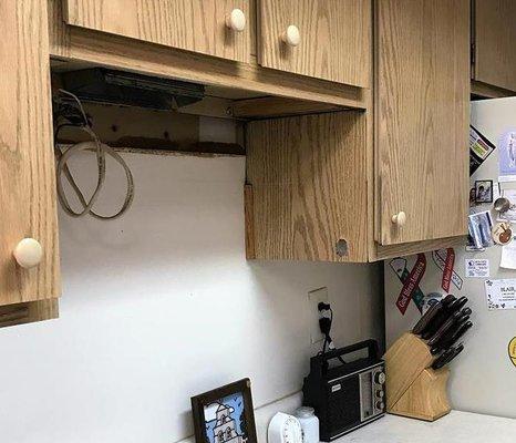 The HVAC system carried smoke through out the home to other room. After inspection the home, our team cleaned their home from top to bottom