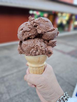That double chocolate scoop