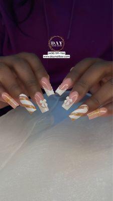 Xmas Nails Art at Day Nail Bar. CALL(408)591-1166 4750 Almaden Expy, San Jose, CA, 95118. Follow Us: IG @day_nailbar
