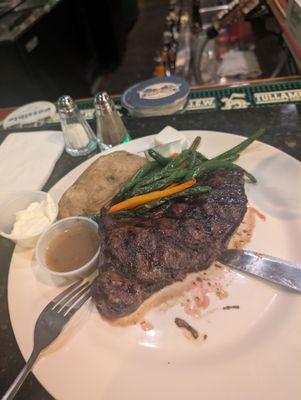 Flank steak with vegetable and a potato. Well worth it Thursday nights.