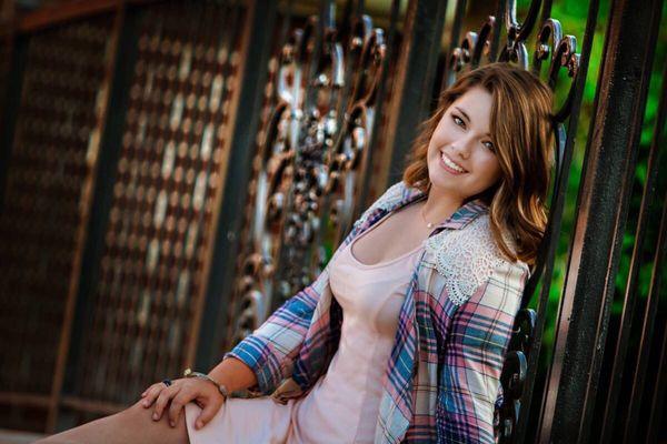 Embellish Salon On Western