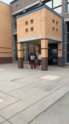 Cresthill Middle School