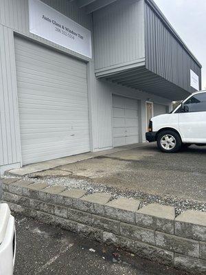 Pro-Tech Glass & Window Tint