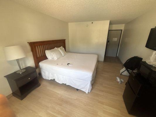 Simple yet very clean room. "Hardwoods" are a plus and add to the clean feel. Bed was comfortable.