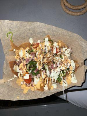 Tuna nachos