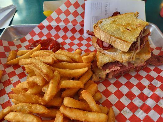 The pastrami sandwich combo