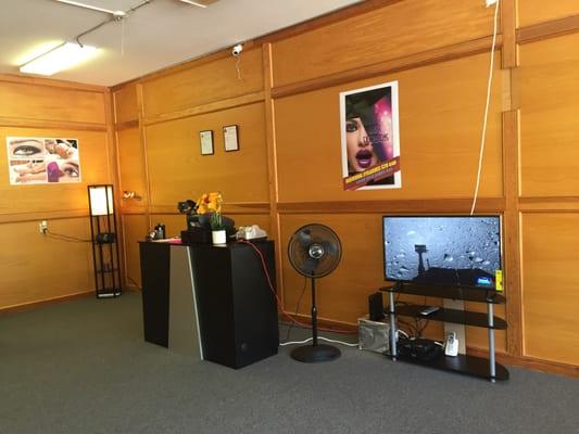 Brows Threading and Waxing Studio