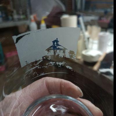 Custom and personalized etching.