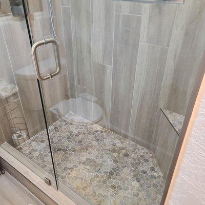 Jizelle's Home Improvement