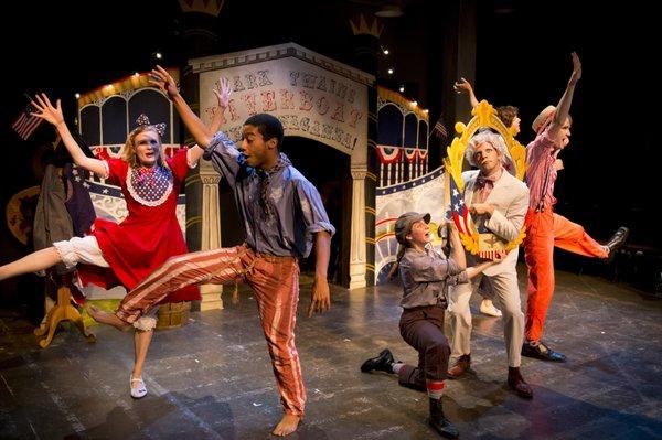 Mark Twain's Riverboat Extravaganza, 2013 photo by (Andrew Bossi)