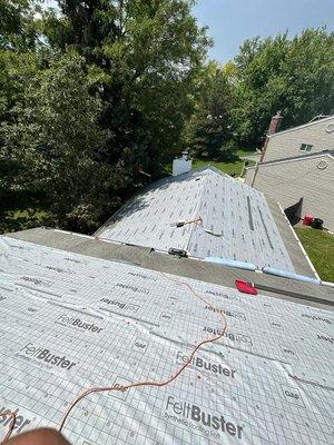 LEMT Roofing