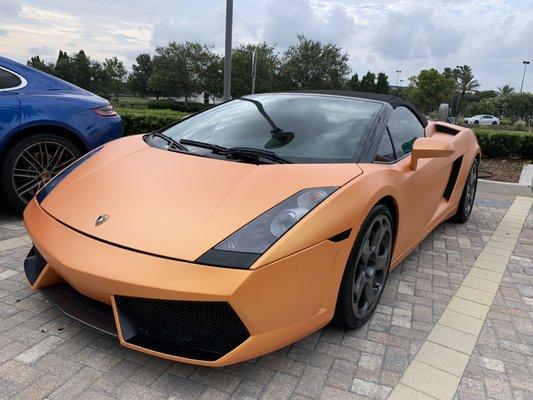 Lambo parked at EV Tesla & Charge Point Charging Stations, Eddie V's Steakhouse, off Boy Scout blvd, Across from Intl Mall, Westshore, Tampa