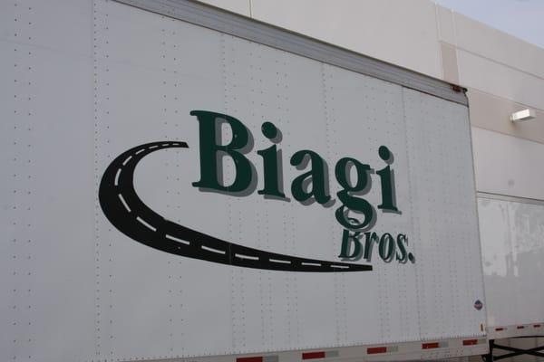 California Super Signs