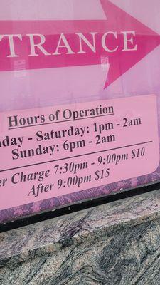 A definitive answer to how much the admission is at Glass Slipper.