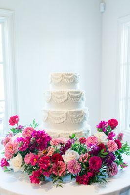 Luscious Cake Flower Meadow