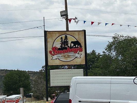 Smokey's Country Market