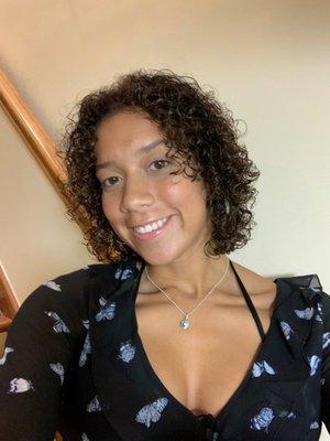 Biro Dominican Salon