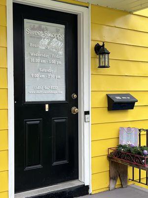 Shelly's Sweet Shoppe