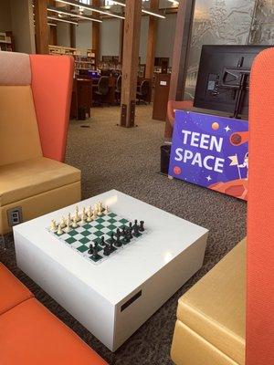 Johnson County Public Library - Trafalgar Branch