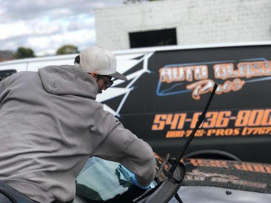 Auto Glass Pros