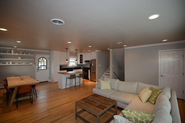 Elvira Jakovac - Douglas Realty